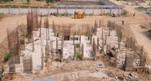 Non Teaching Staff Residence – Grade slab casting completed.10.05.2022.jpg