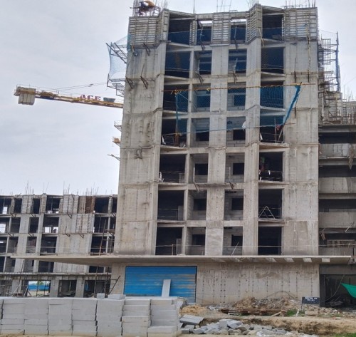 Hostel Block H5 – 8th floor slab casting work completed 9TH floor slab shuttering work in progress. 19.07.2022.jpg
