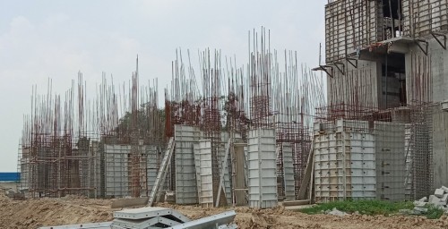 Hostel Block H1 – Grade slab casting work completed. Shuttering and steel work in progress .31.08.2022.jpg