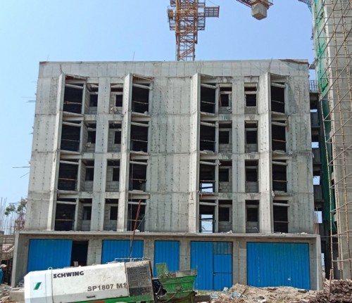 Hostel Block H4 – Terrace slab casting completed. Block work in process. 13.09.2022.jpg
