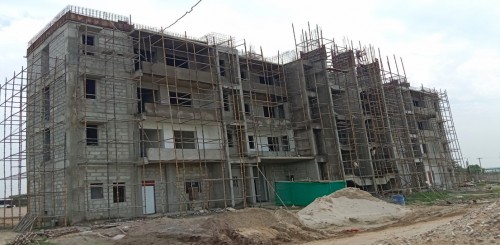 Professor’s residence – Terrace slab casting completed. Block work & Plaster work in progress. Parapet shuttering & casting work in progress 21.09.2022.jpg