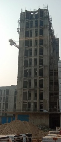 Hostel Block H5 –11th-floor slab casting completed.jpg