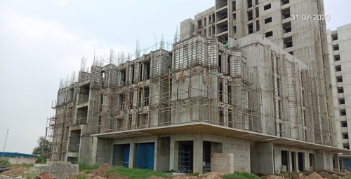 Hostel Block H1 –    2nd-floor SICA concreting work IN Progress.