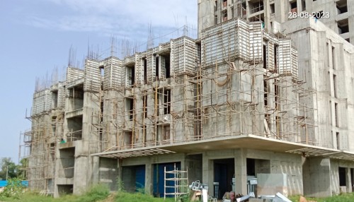 Hostel Block H1 –   2nd-floor SICA concreting work IN Progress.